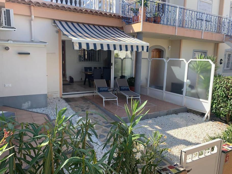Schoenes Ferienbungalow In Los Altos Torrevieja Exteriör bild